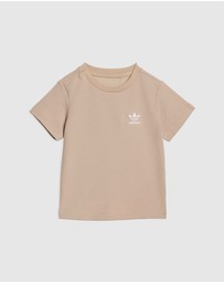adidas Originals - Regular Waffle Shorts and T-Shirt Set - Babies-Kids