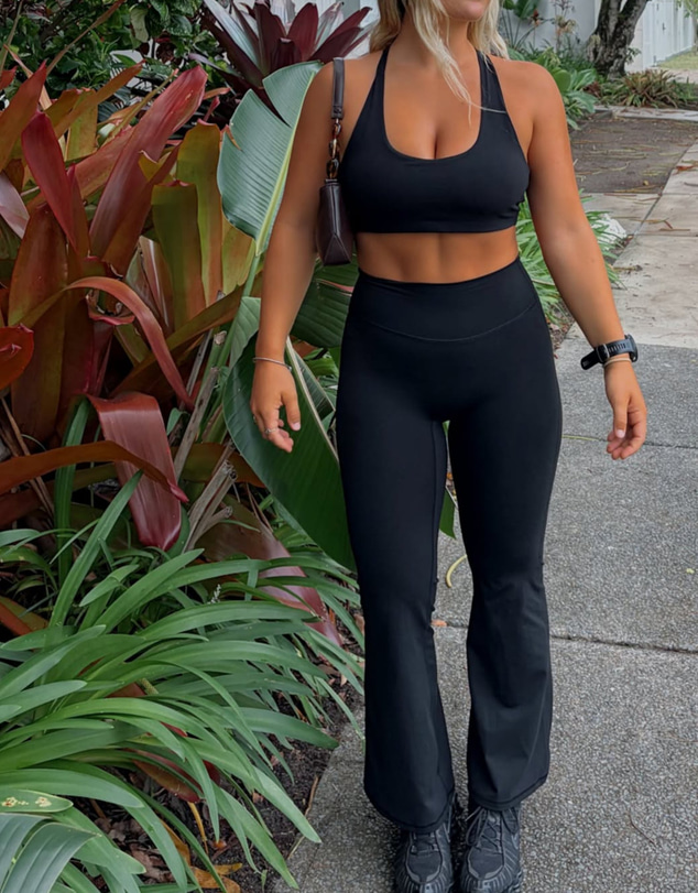 Muscle Republic - Luxe Bella Petite Flares