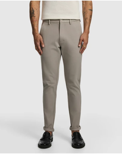 yd. - Energy Hyper Stretch Skinny Chino