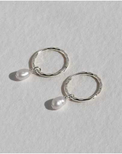 SAINT VALENTINE - Mini Pearl Hoops - Silver