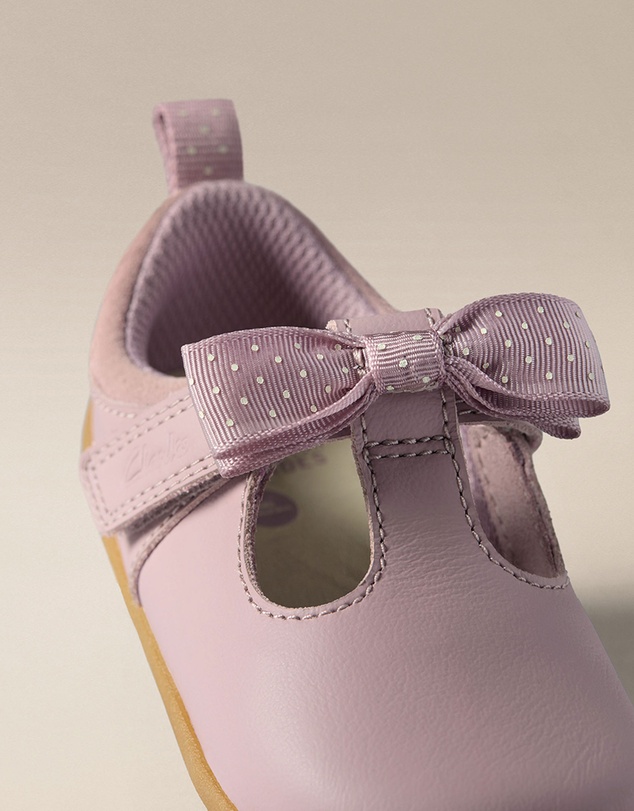 Clarks - Roamer Trim (T) Dusty Pink