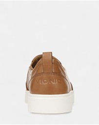 Vionic - Kimmie Sneaker - Tan
