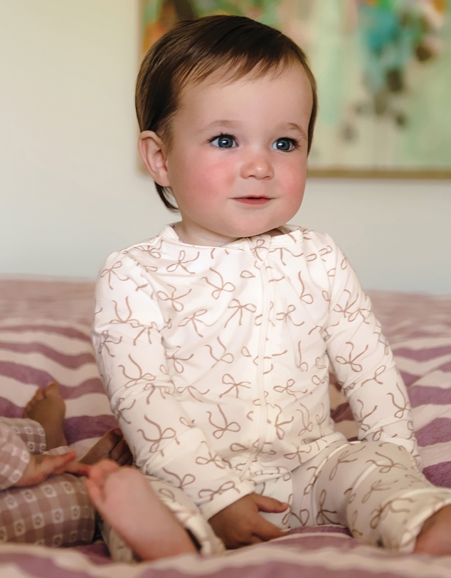 Kynd Baby - Day Or Night Onesie in Ivory Bow