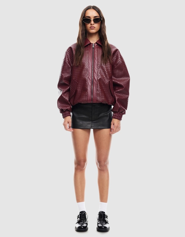 Lioness - Kenny Bomber