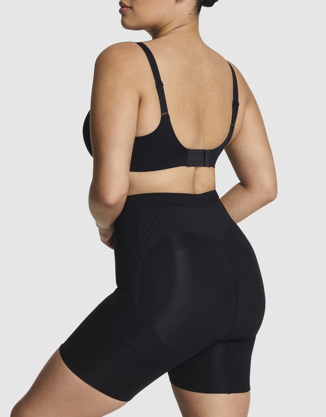 Spanx - Spanxsculpt Gofigure Mid-Thigh Shorts