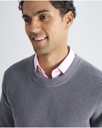3 Wise Men - 3 Wise Men Drake Crew Neck Wool Blend Knit - Dark Grey