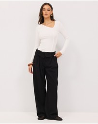 Calli - Logan Cut Out Top