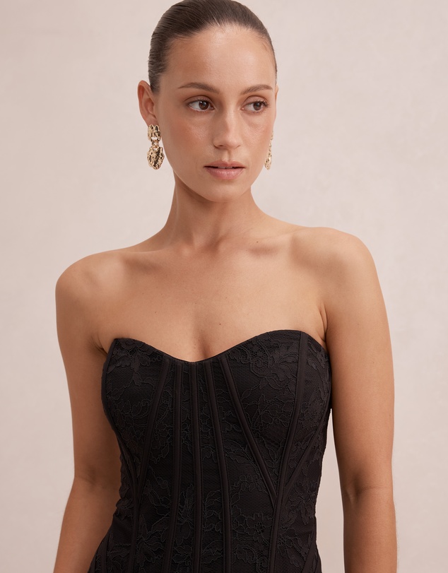 Forever New Petite - Myla Petite Corset Lace Maxi Dress