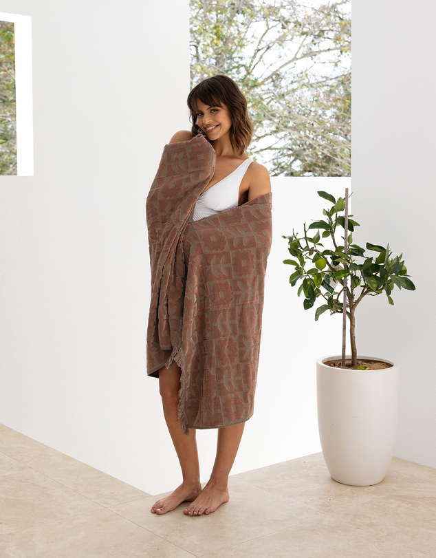 Bambury - Bloom HiLo Beach Towel