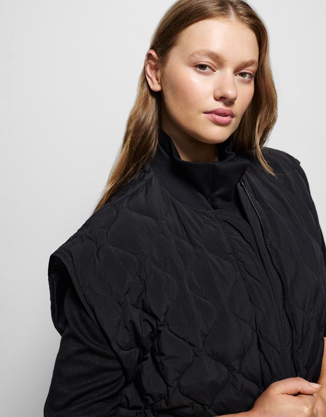 Commonry - Bridget Gilet