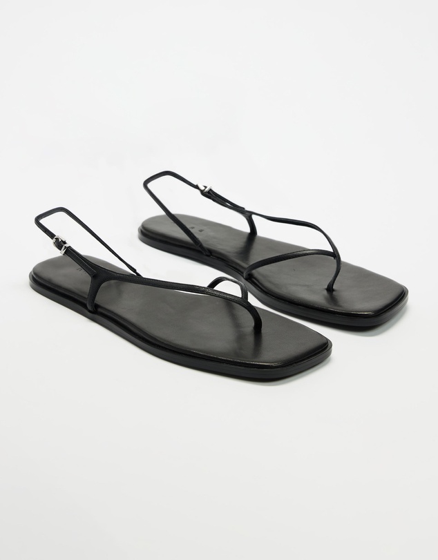 AERE - Clover Leather Thong Sandals - Women's