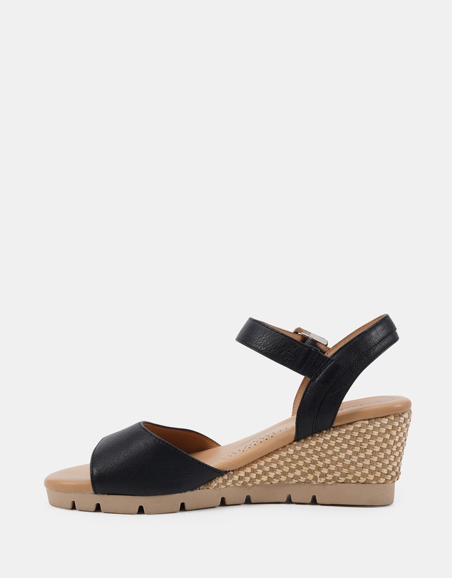Clarks - Nadia Black