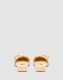 Nine West - Socio