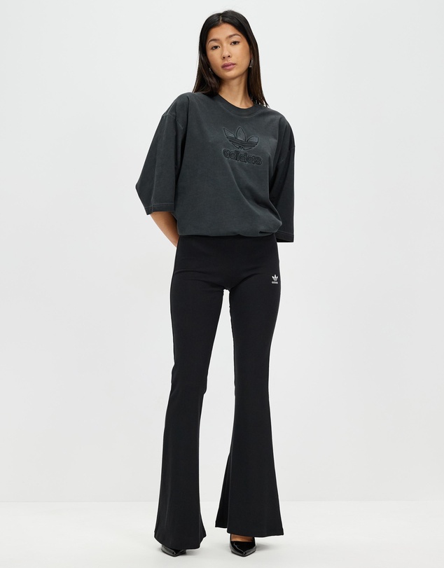 adidas Originals - Essentials Rib Flared Leggings