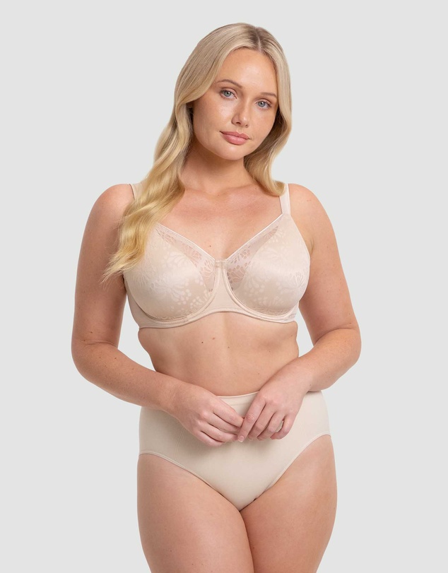 Triumph - Lacy Minimiser Bra