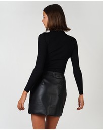 Lydan The Label - Mock Neck Long Sleeve Knit
