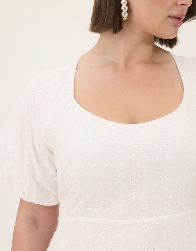 Atmos&Here Curvy - Belle Short Sleeve Broderie Midi Dress