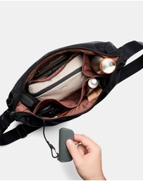 Bellroy - Laneway Crescent Bag 7L