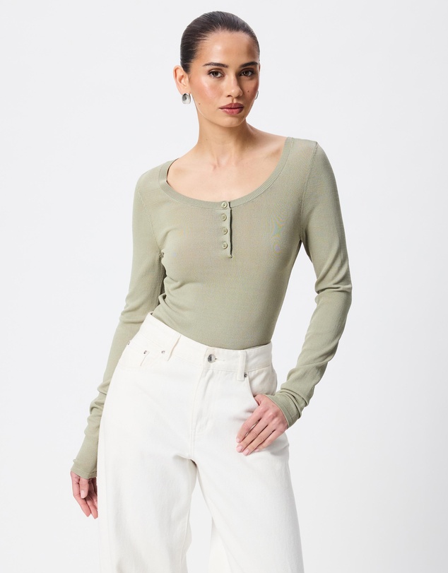 Tussah - Freya Fine Knit Long Sleeve Top