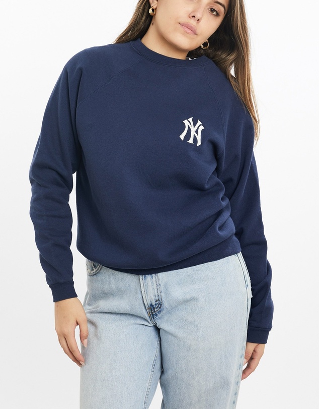 Vintage by The Real Deal - Pre Loved - Vintage 90s MLB New York Yankees Sweatshirt