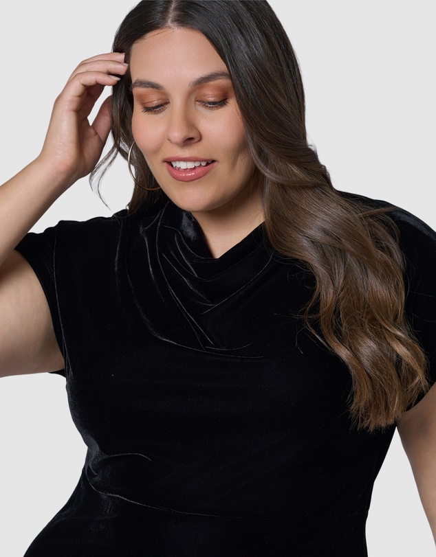 Sunday In The City - Mayday Velvet Midi Dress