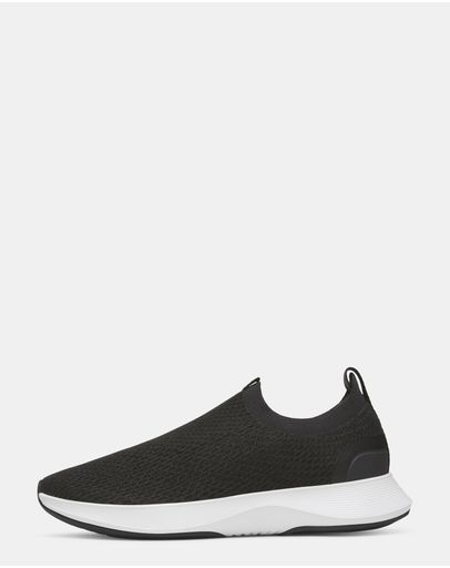 Natural Black (Blizzard Sole)