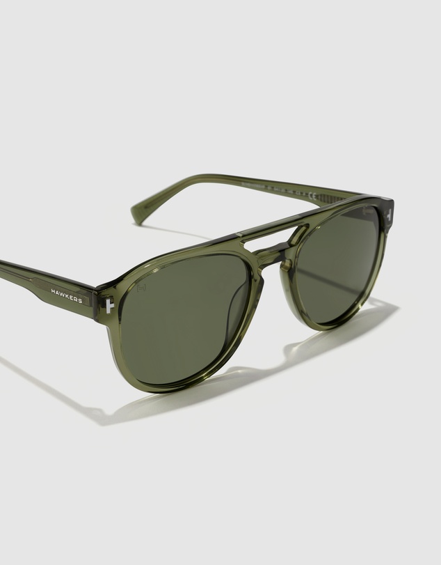 Hawkers Co - HAWKERS - Polarized Green Alligator DIVER Sunglasses for Men and Women UV400