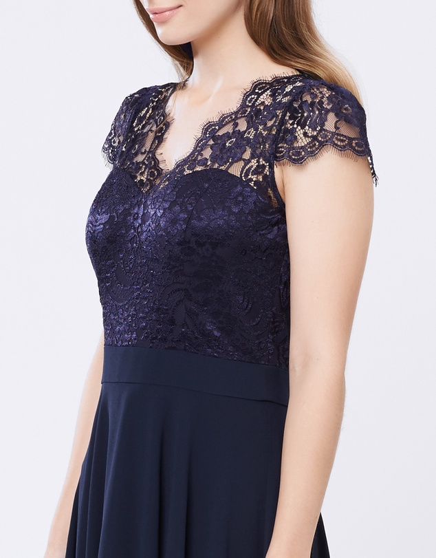 Review - CASINO ROYALE DRESS