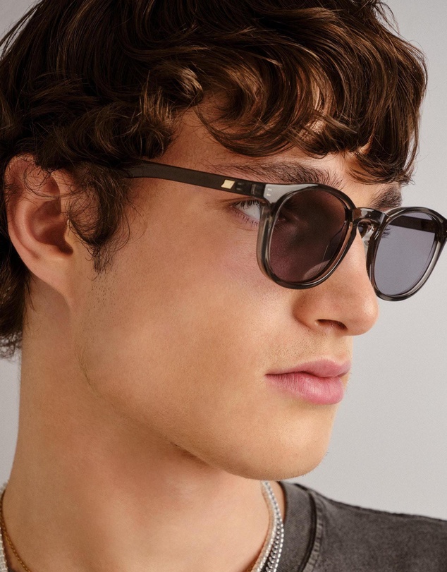 Le Specs - Club Royale