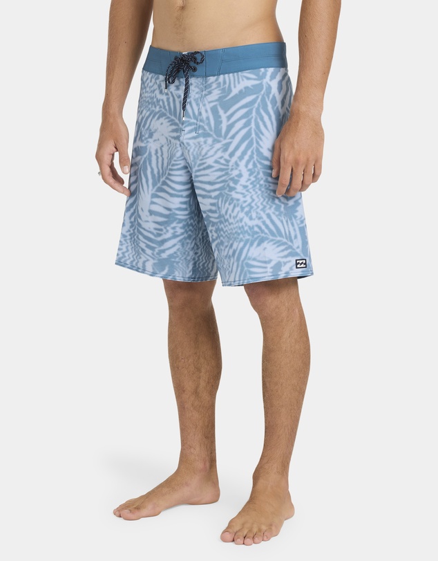 Billabong - Mens Sundays Airlite Performance 18.5