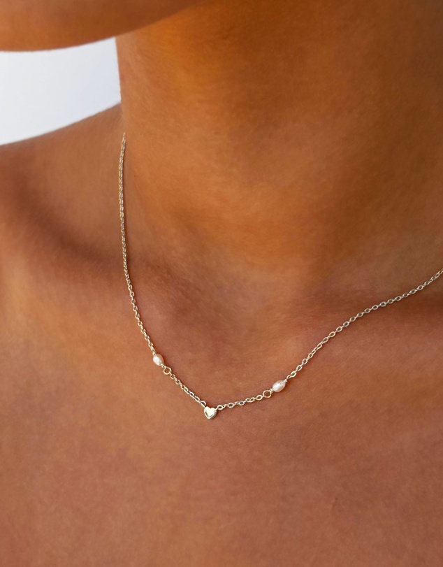 SAINT VALENTINE - Heart & Pearl Necklace - Silver