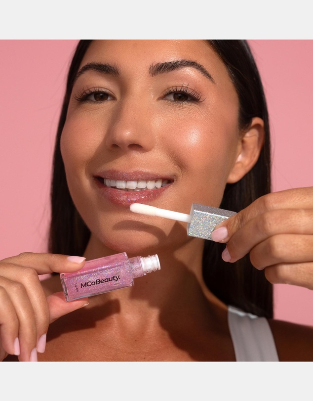 MCoBeauty - Lip Oil Hydrating Treatment - Birthday Edition