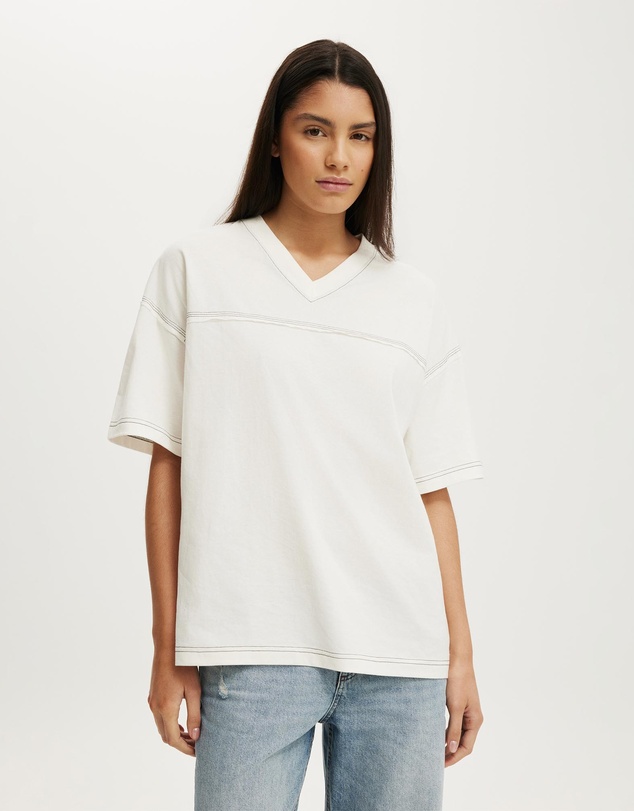 Cotton On - The Oversized V Neck Tee