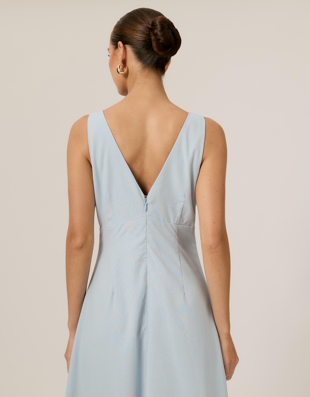 Tussah - Andy V Neck Midi Dress