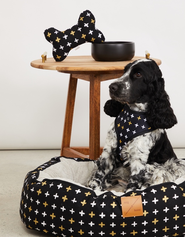 Mog & Bone - 4 Seasons Reversible Circular Dog Bed - Black Metallic Cross Print