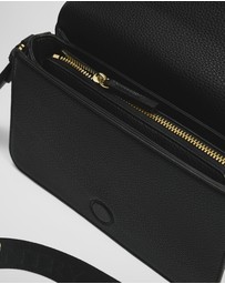 Country Road - Cr Foldover Crossbody Bag