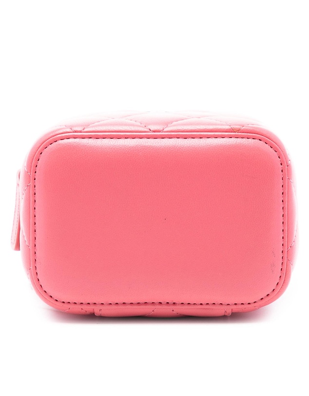 Pre-Loved by Azura Reborn - Pre-Loved Mini Quilted Lambskin Top Handle Vanity Case With Chain