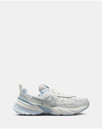 Nike - Nike V2K Run - Women's