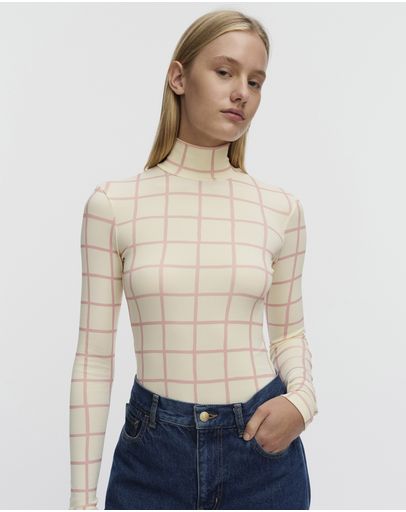 light yellow, light pink