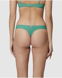 Simone Perele - Saga Thong