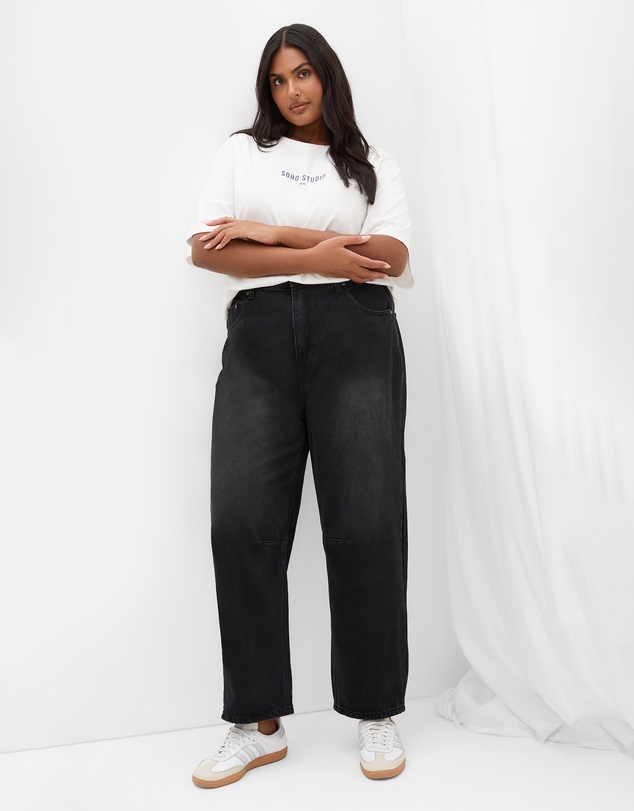 City Chic - Plus size Harley Fit Brooke Barrel Leg Jean - black wash