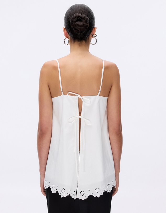 Minima Esenciales - Zinnia Cotton Embroidered Scallop Hem Top