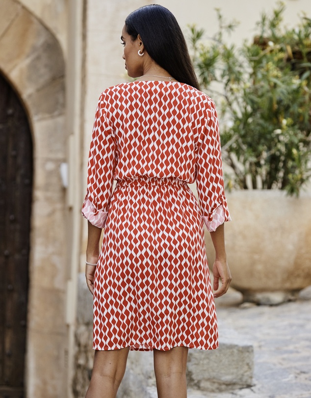 Sosandar - Geometric Print Tie Waist Dress