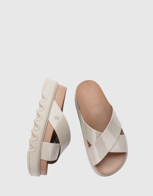 Melissa - Melissa Cozy Cross Platform