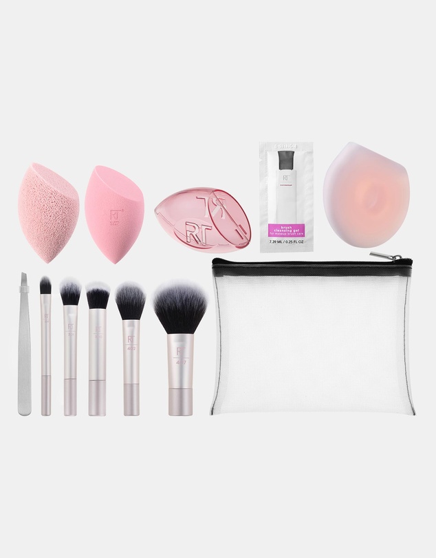 Real Techniques - 12 Days Of Glow Holiday Calendar (Valued at $84.99)