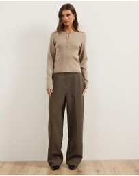 Atmos&Here - Lina Long Sleeve Knit Top
