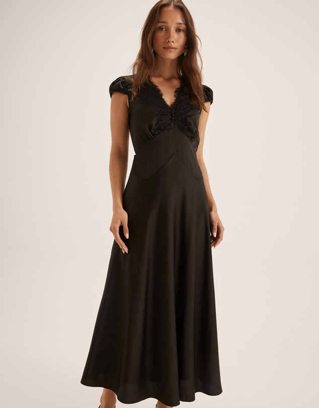 Review - Kayla Dress