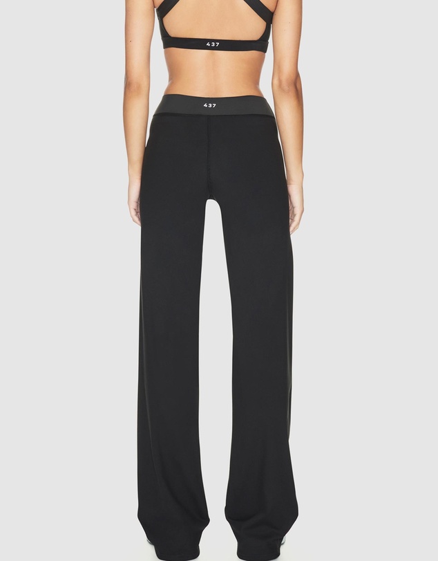 437 - The Motion Pants