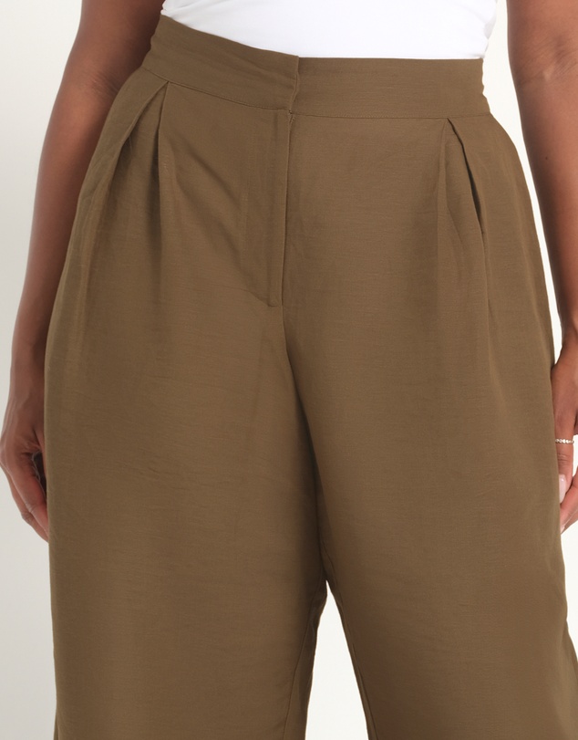 Estelle - Katrina Pant