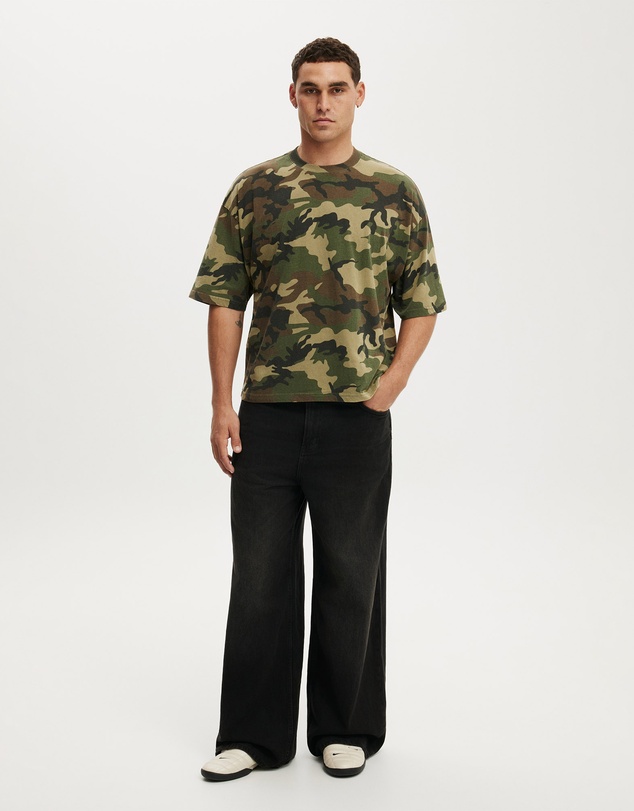 Cotton On - Cropped Fit T-Shirt